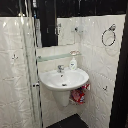 Apartment Paradise 105