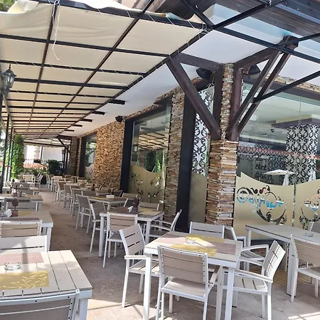 Paradise 105 Apartment Primorsko